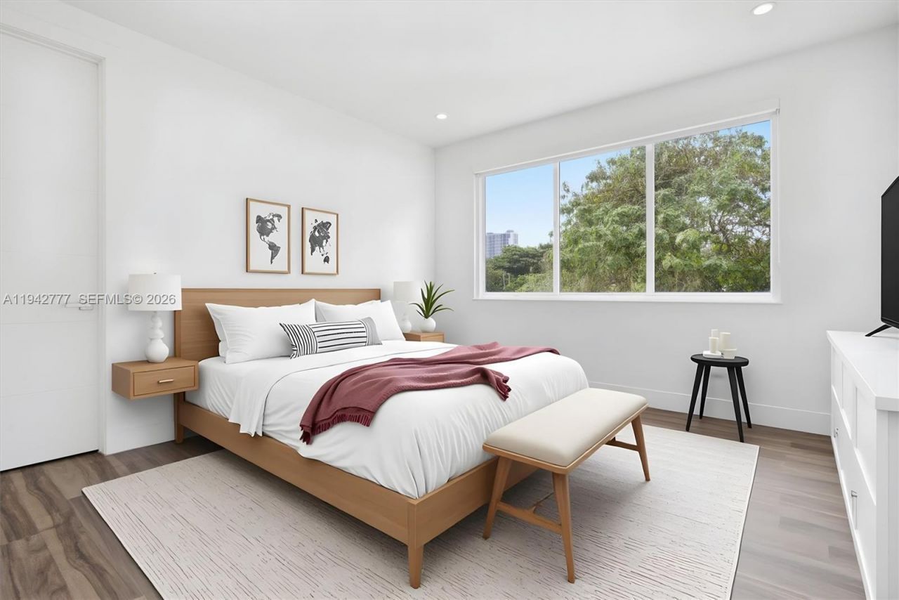 2852 SW 32nd Ct , Unit 2852, Miami, FL 33133 Photo