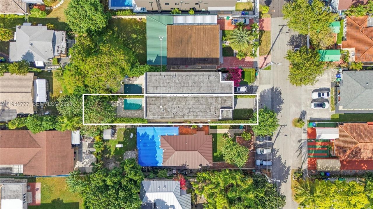 2852 SW 32nd Ct , Unit 2852, Miami, FL 33133 Photo