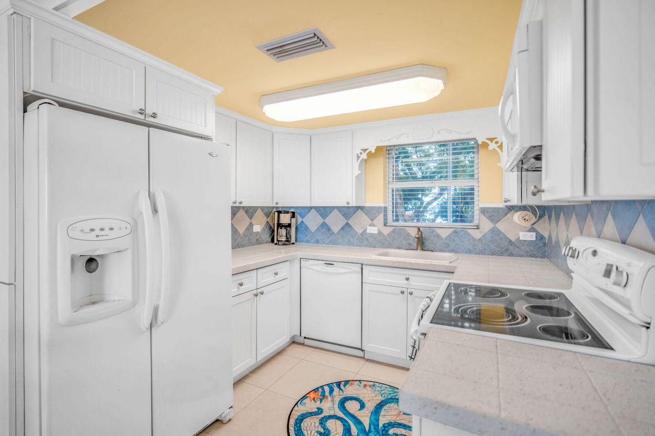 200 Harborview Drive, Unit 101, Tavernier, FL 33070 Photo