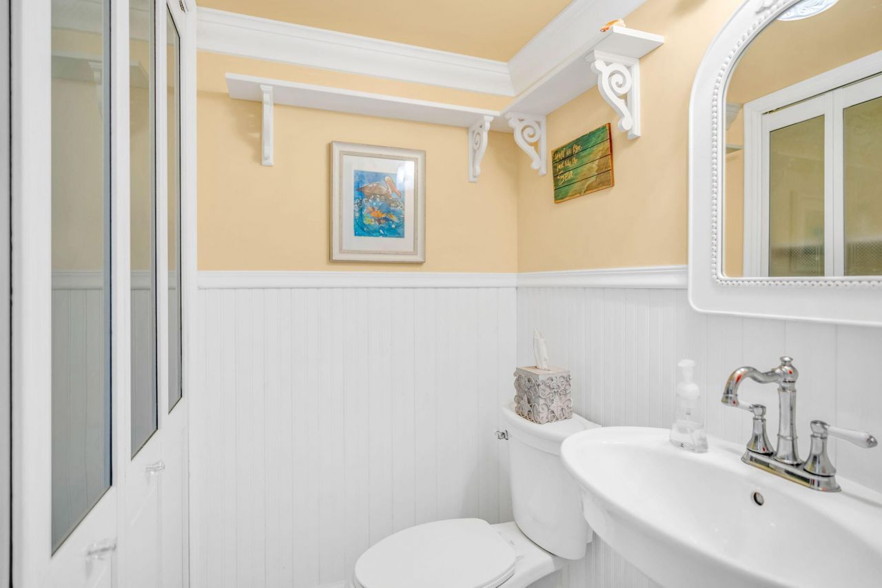 200 Harborview Drive, Unit 101, Tavernier, FL 33070 Photo