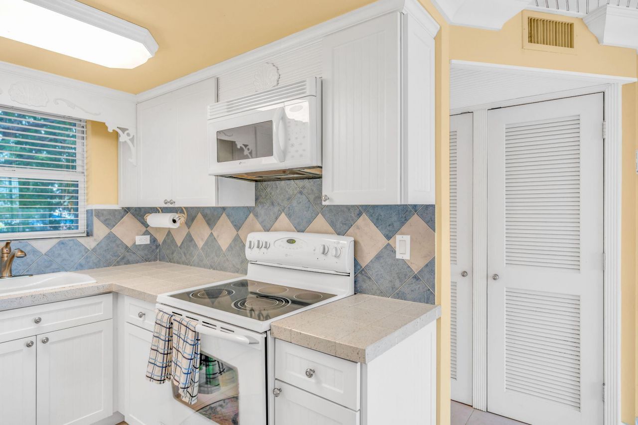 200 Harborview Drive, Unit 101, Tavernier, FL 33070 Photo