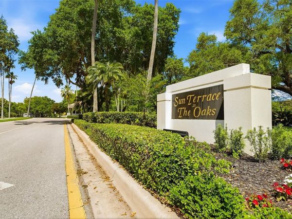 9502 CHAPMAN OAK COURT, PALM BEACH GARDENS, FL 33410