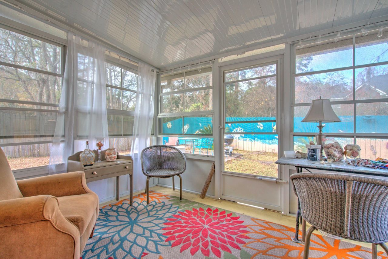 202 Moon Shadow Lane Photo 17