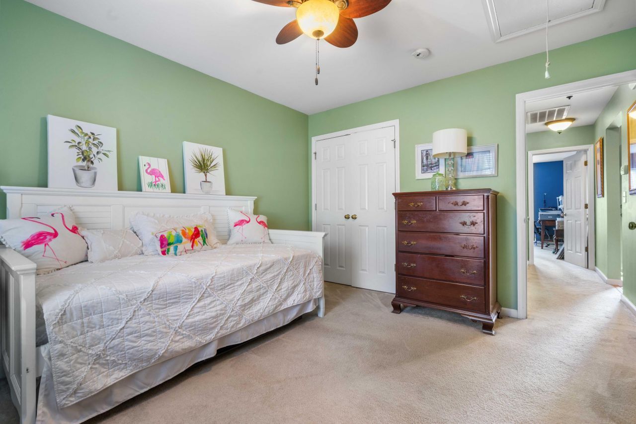 202 Moon Shadow Lane Photo 24