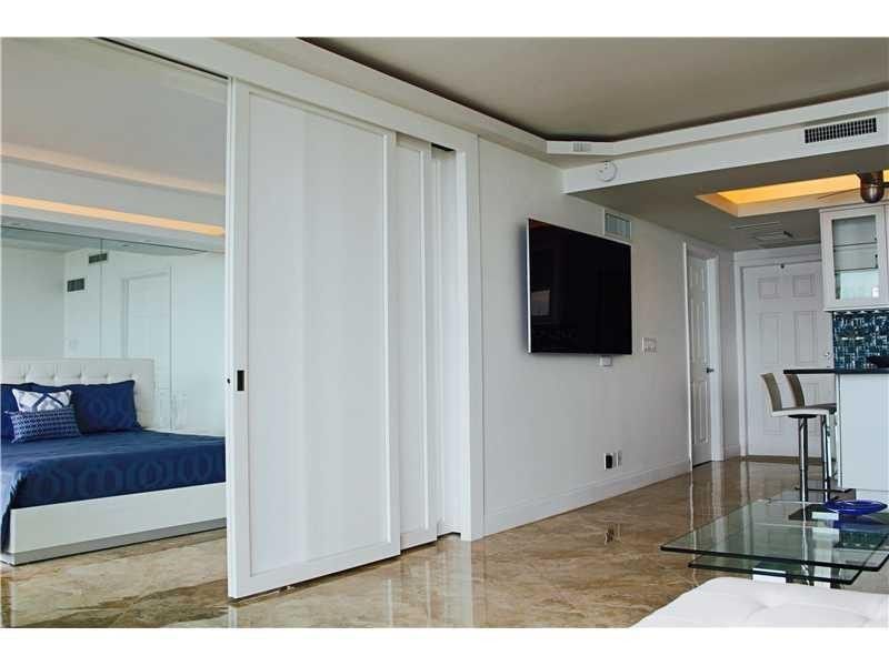 333 NE 21st Avenue, Unit 1108, Deerfield Beach, FL 33441 Photo