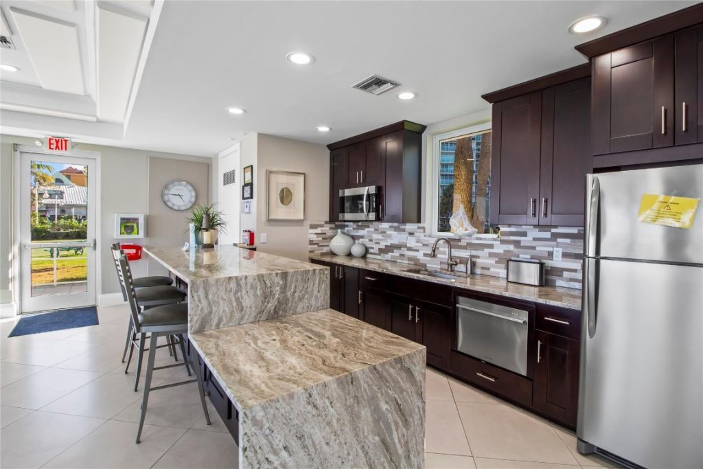 333 NE 21st Avenue, Unit 1108, Deerfield Beach, FL 33441 Photo