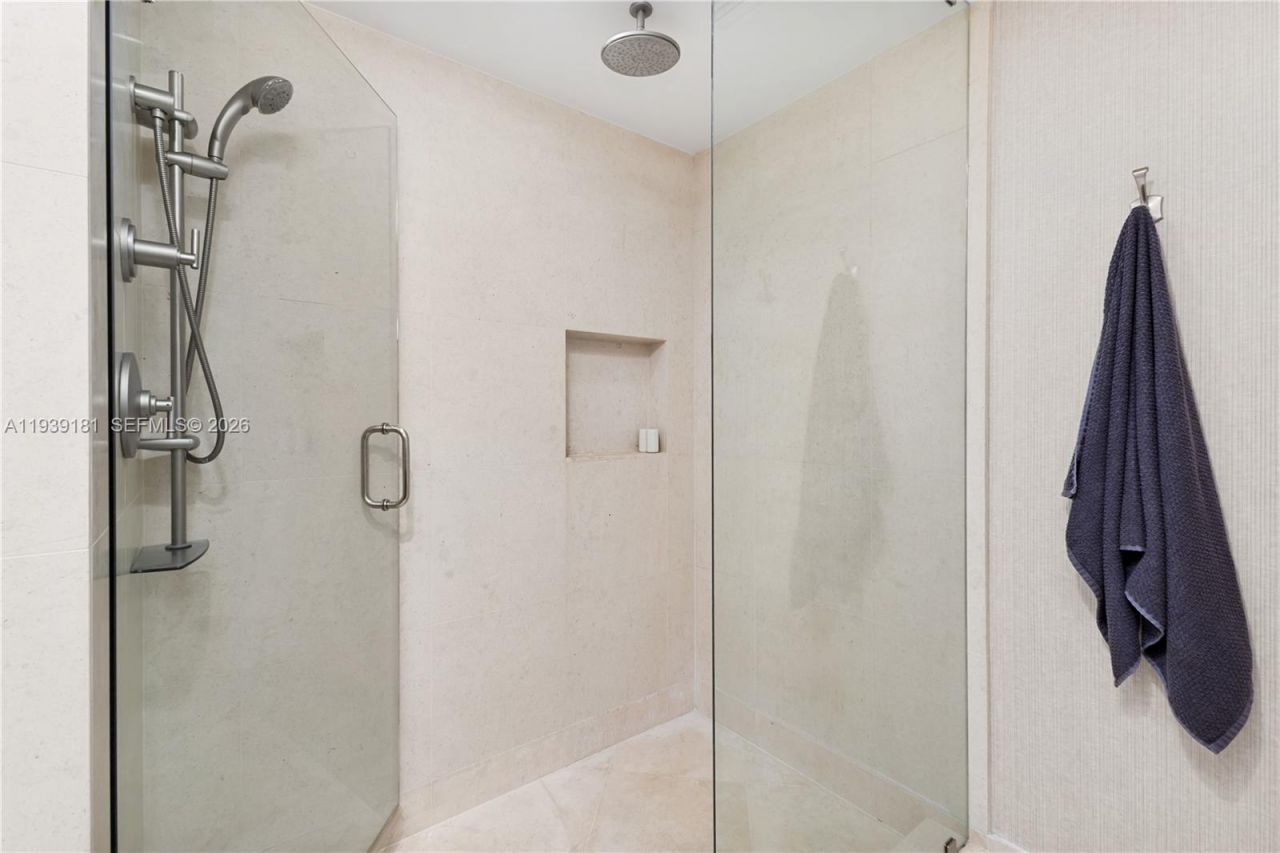 6899 Collins Ave , Unit 1509, Miami Beach, FL 33141 Photo