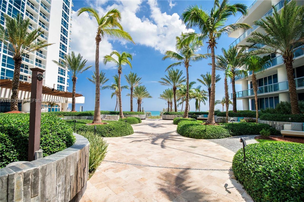 6899 Collins Ave, Unit 1509, Miami Beach, FL 33141 Photo