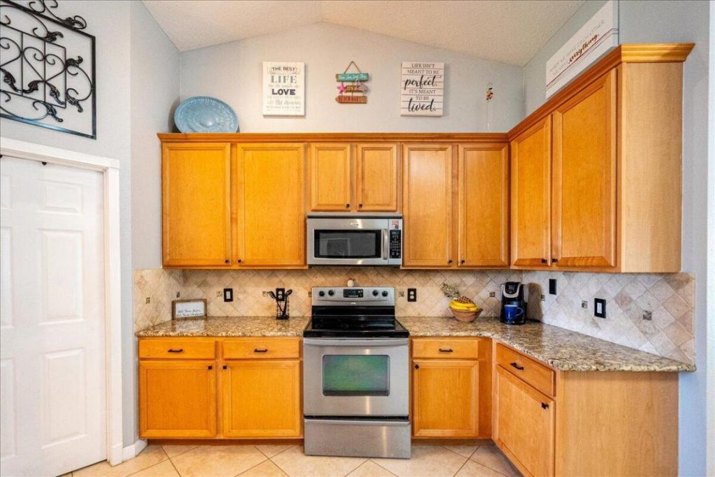 414 SE Cork Road, Port Saint Lucie, FL 34984 Photo