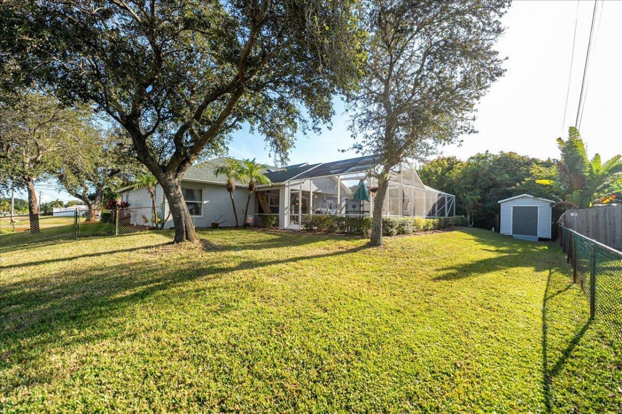 414 SE Cork Road, Port Saint Lucie, FL 34984 Photo