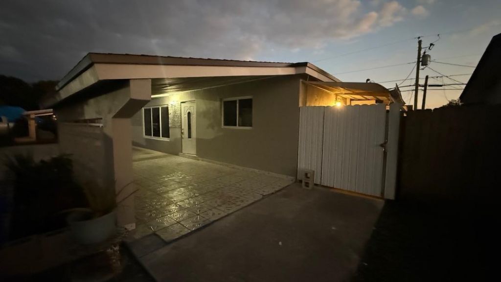 7430 Venetian St, Miramar, FL 33023 Photo