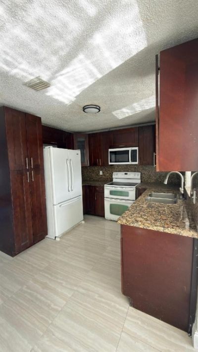 7430 Venetian St, Miramar, FL 33023 Photo