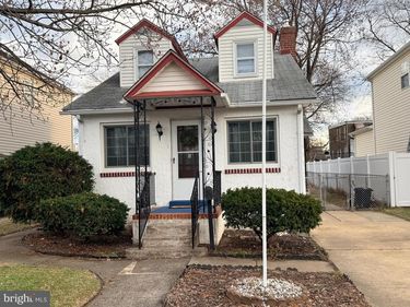 335 PONTIAC STREET, ESSINGTON, PA 19029