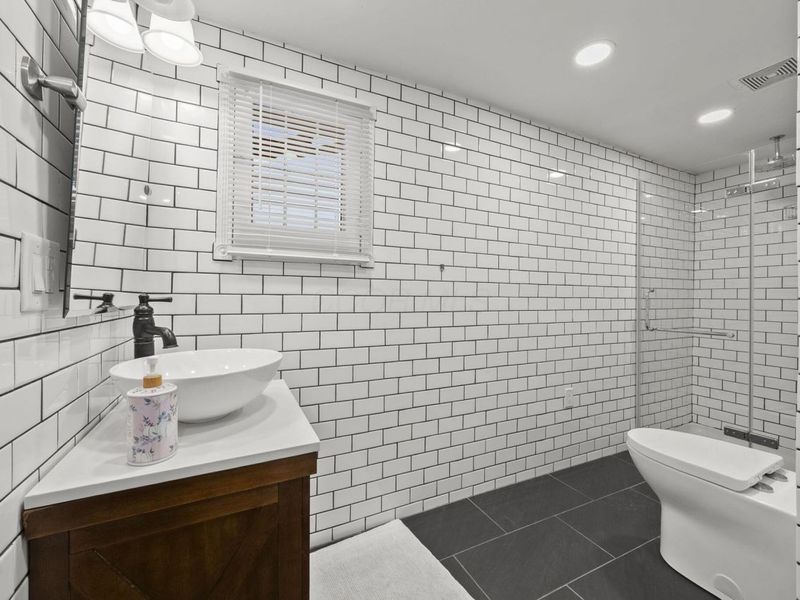 983 Michigan Avenue, Columbus, OH 43201 Photo 14