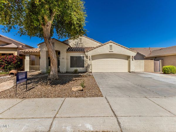3798 S SETON Avenue, Gilbert, AZ 85297