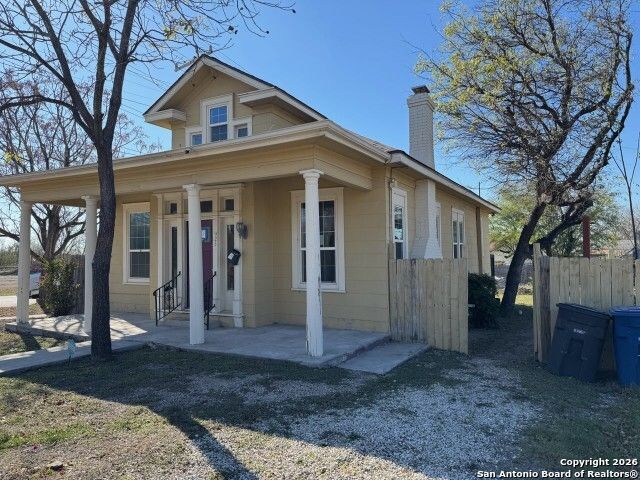923. Saint Anthony, San Antonio, TX 78210 Main Photo