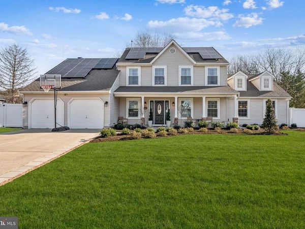 2 WELLINGTON COURT, EASTAMPTON, NJ 08060