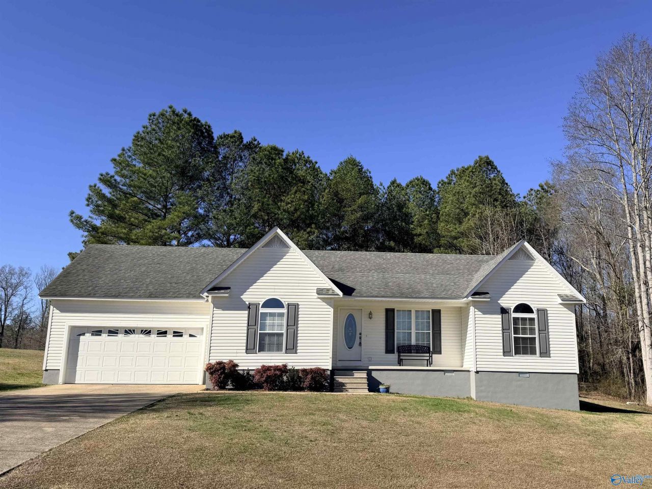 105 Rachel Lane, Hokes Bluff, AL 35903 Main Photo