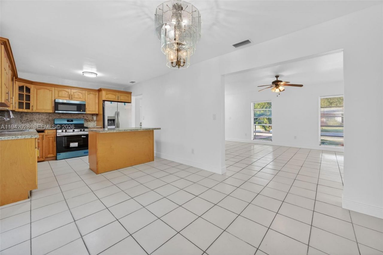 11000 SW 156th St, Miami, FL 33157 Photo