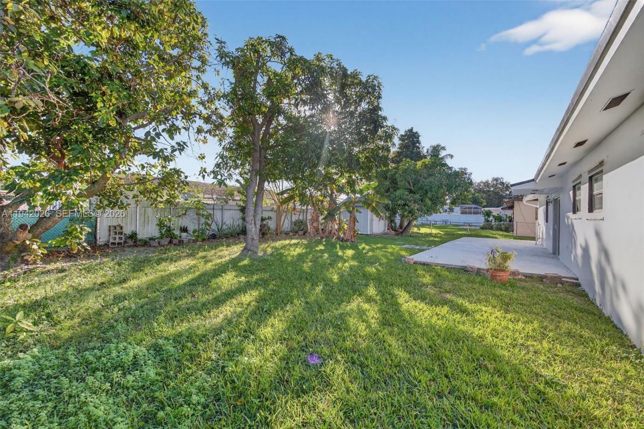 11000 SW 156th St, Miami, FL 33157 Photo