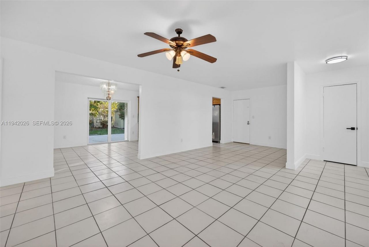 11000 SW 156th St, Miami, FL 33157 Photo