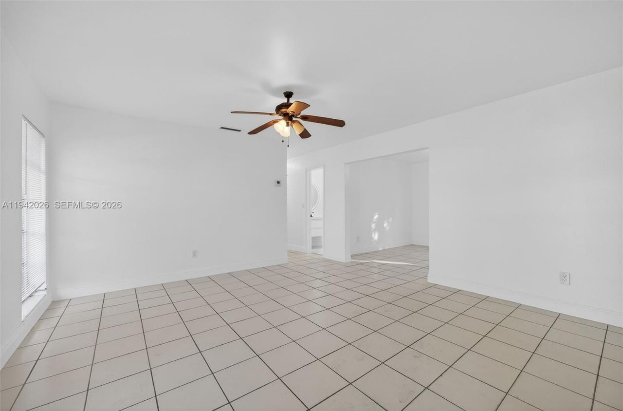 11000 SW 156th St, Miami, FL 33157 Photo