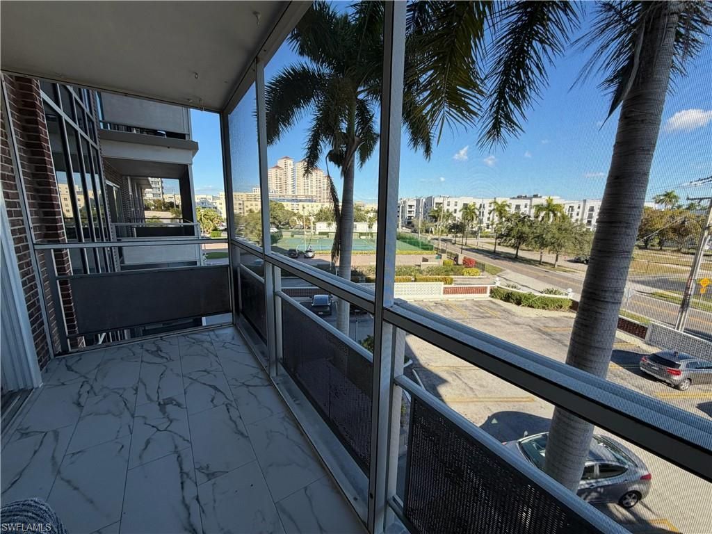 2350 W 1st St, Unit 303, Fort Myers, FL 33901 Photo