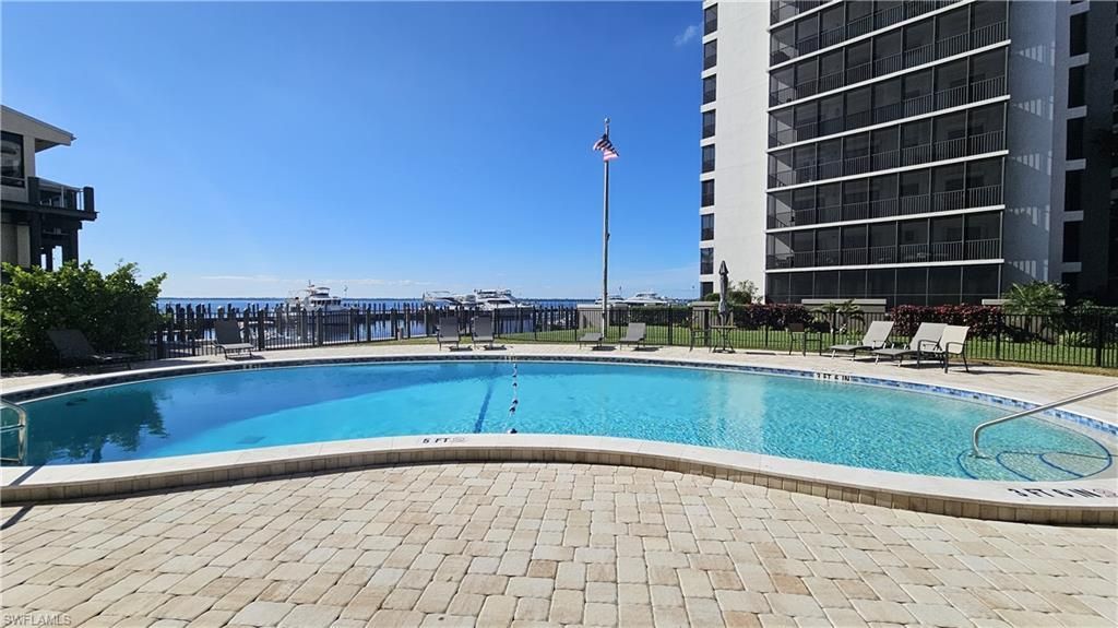 2350 W 1st St, Unit 303, Fort Myers, FL 33901 Photo