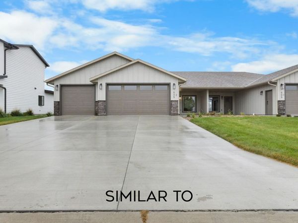 601 Mill Pond Rd, Unit 2, Rock Rapids, IA 51245