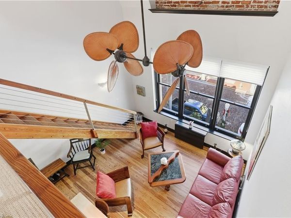 2260 1st ST, Unit 210, FORT MYERS, FL 33901