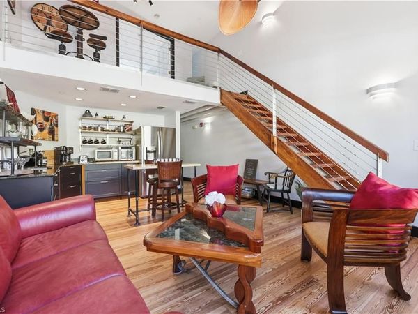 2260 1st ST, Unit 210, FORT MYERS, FL 33901