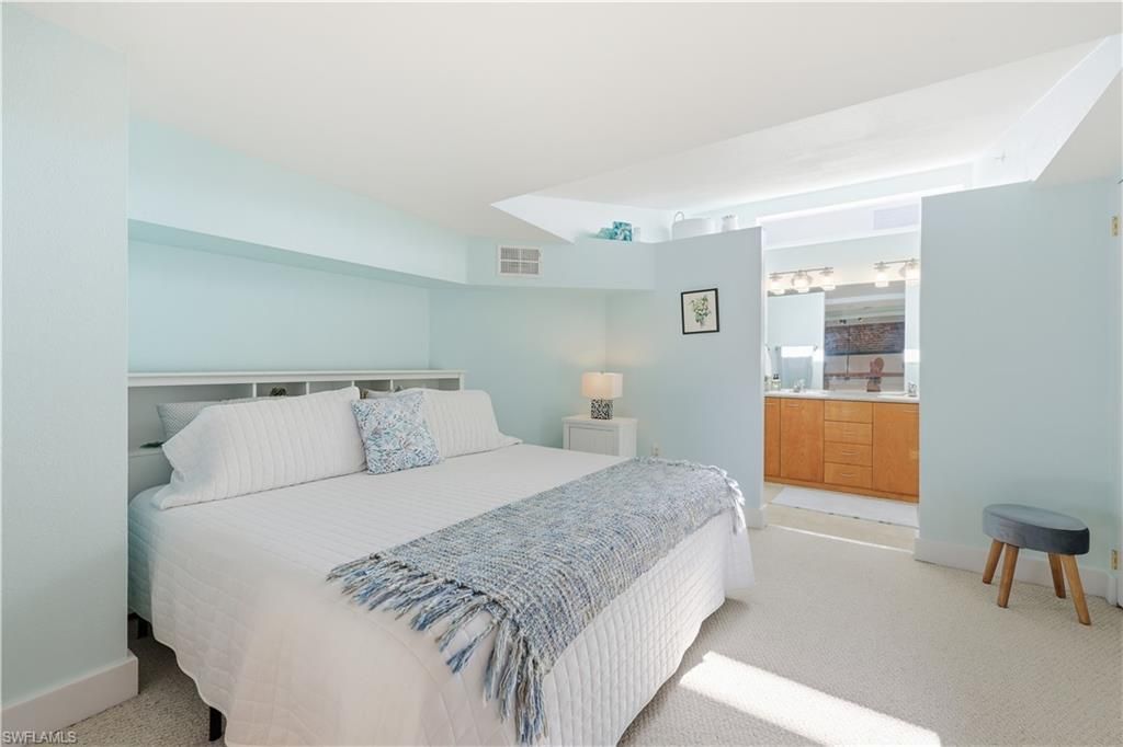 2260 1st St, Unit 210, Fort Myers, FL 33901 Photo