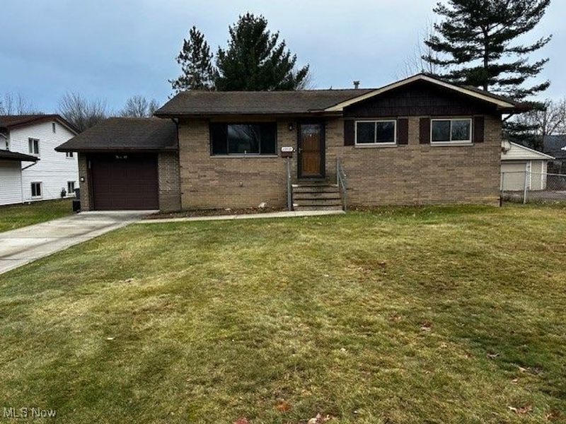 23939 Fairlawn Drive, North Olmsted, OH 44070 Photo 1