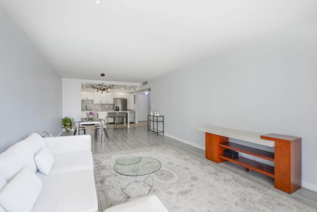 19380 Collins Avenue, Unit 501, Sunny Isles Beach, FL 33160 Photo