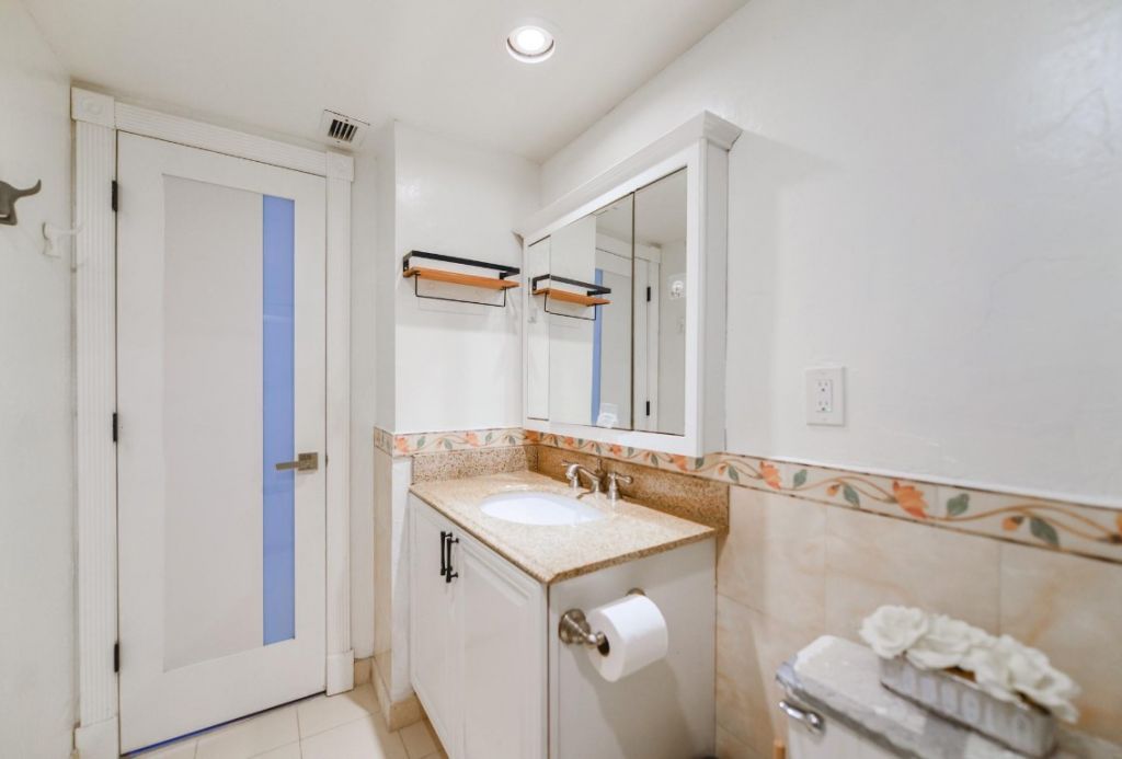 19380 Collins Avenue, Unit 501, Sunny Isles Beach, FL 33160 Photo