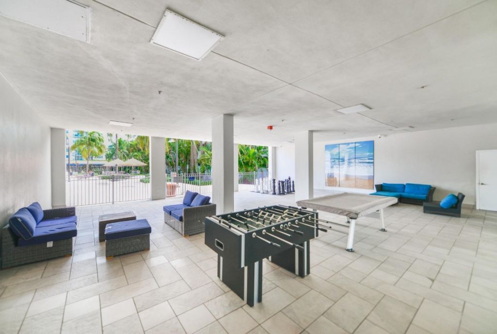 19380 Collins Avenue, Unit 501, Sunny Isles Beach, FL 33160 Photo