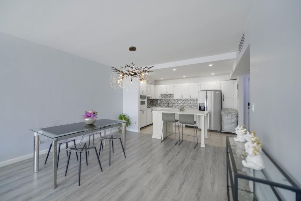 19380 Collins Avenue, Unit 501, Sunny Isles Beach, FL 33160 Photo