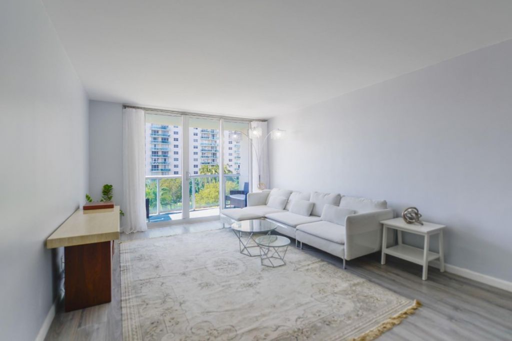 19380 Collins Avenue, Unit 501, Sunny Isles Beach, FL 33160 Photo