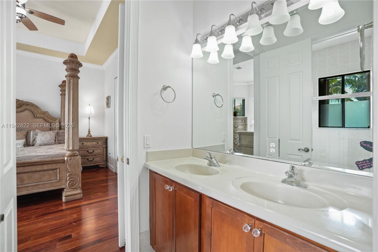 7976 SW 195th St, Cutler Bay, FL 33157 Photo