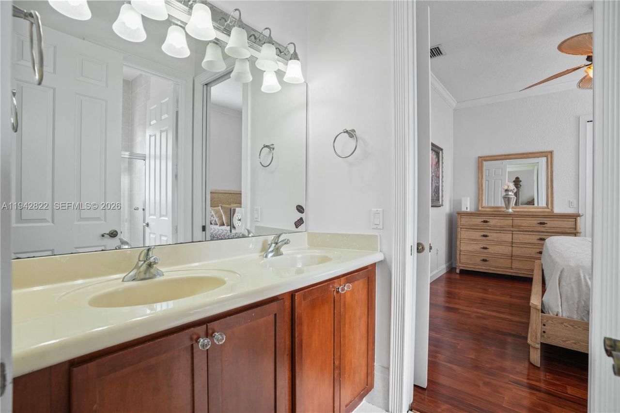 7976 SW 195th St, Cutler Bay, FL 33157 Photo