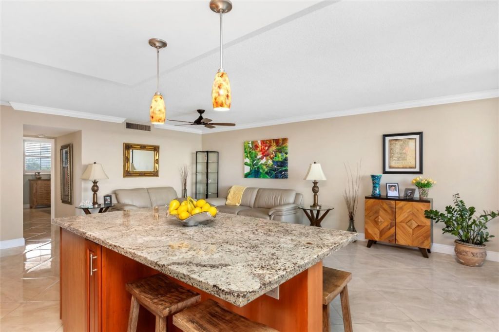 2731 NE 14th Street Causeway, Unit 538, Pompano Beach, FL 33062 Photo