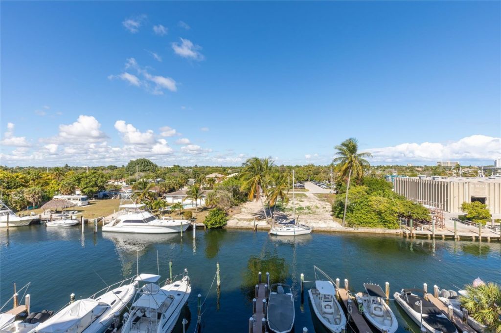 2731 NE 14th Street Causeway, Unit 538, Pompano Beach, FL 33062 Photo