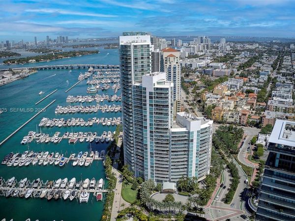 1000 S Pointe Dr, Unit 1406, Miami Beach, FL 33139