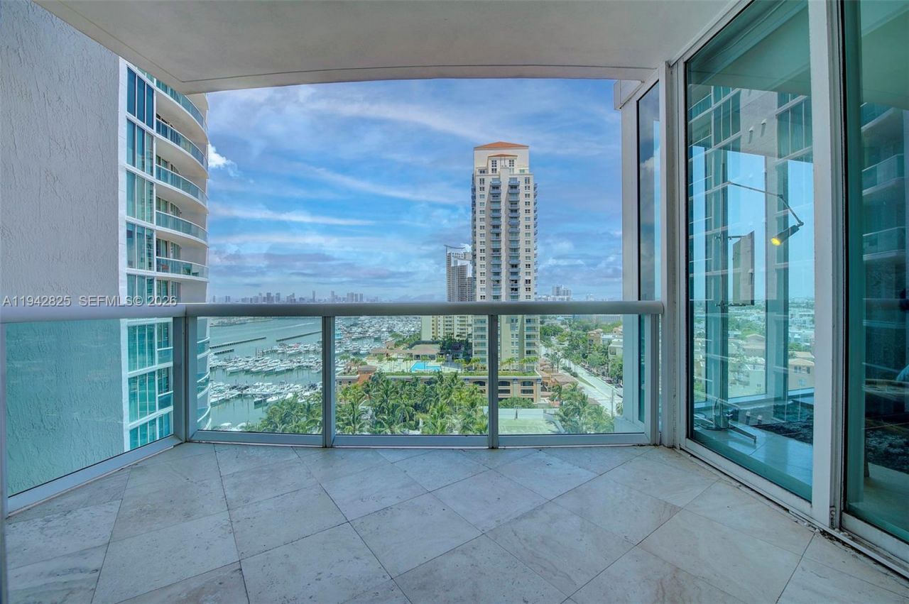 1000 S Pointe Dr, Unit 1406, Miami Beach, FL 33139 Photo