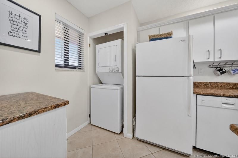 5335 SE Miles Grant Road, Unit H206, Stuart, FL 34997 Photo