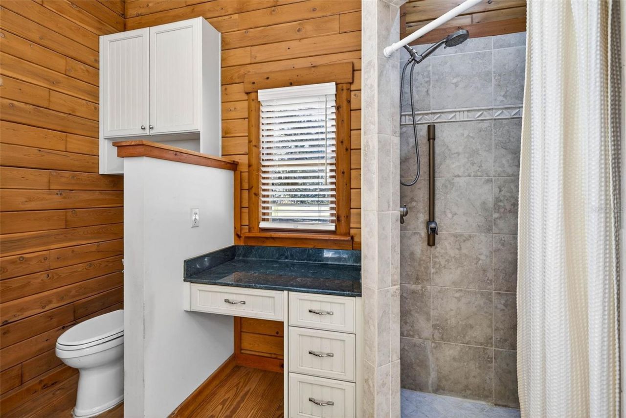 6750 Sutton Oaks Lane, Zephyrhills, FL 33541 Photo