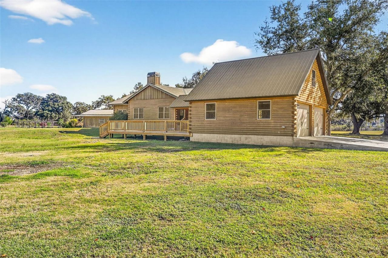 6750 Sutton Oaks Lane, Zephyrhills, FL 33541 Photo