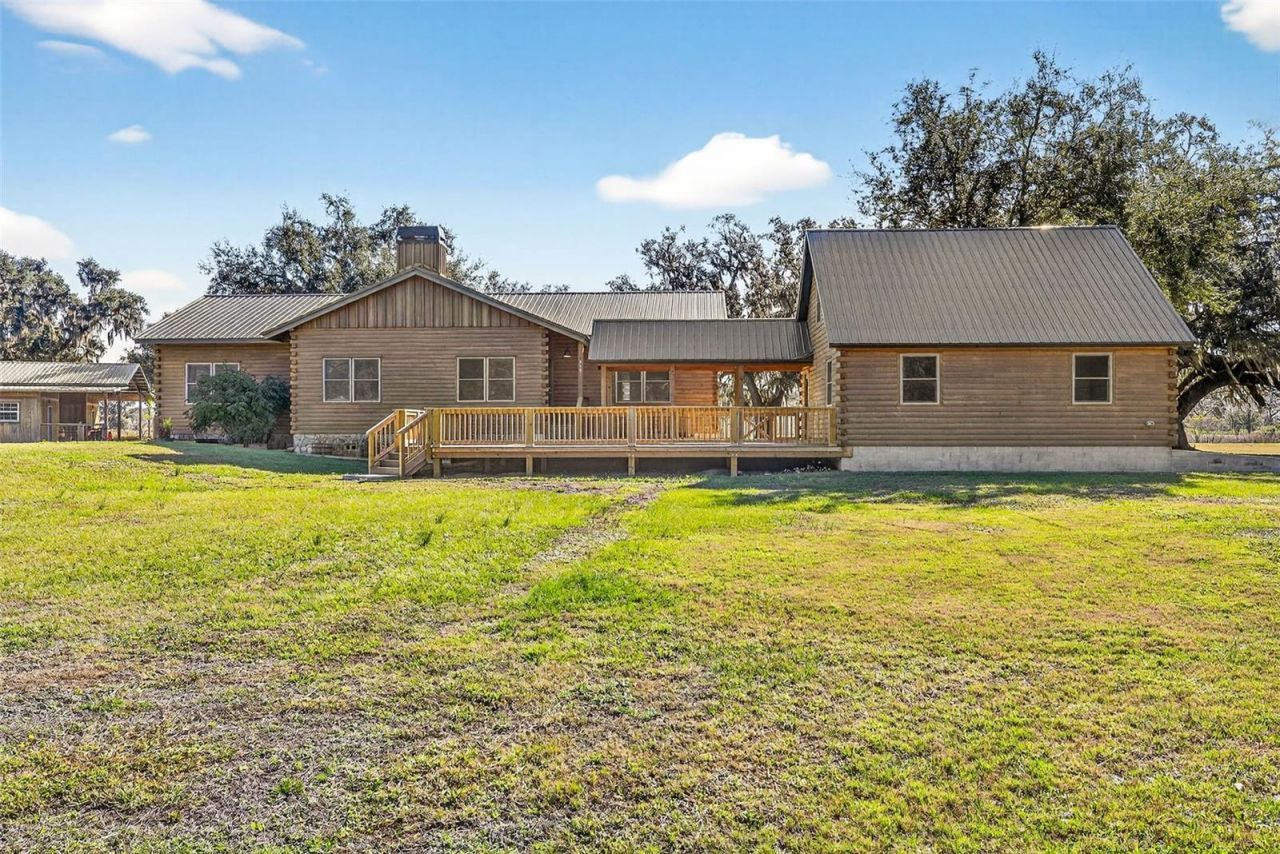 6750 Sutton Oaks Lane, Zephyrhills, FL 33541 Photo