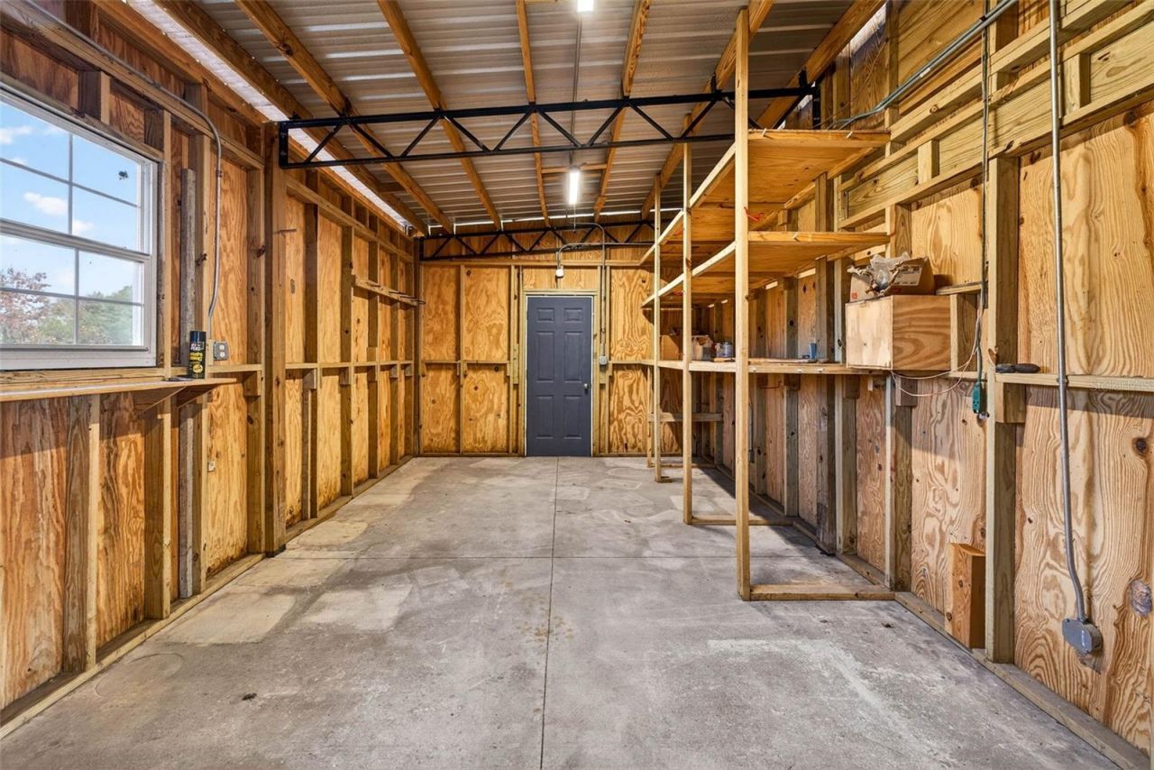 6750 Sutton Oaks Lane, Zephyrhills, FL 33541 Photo