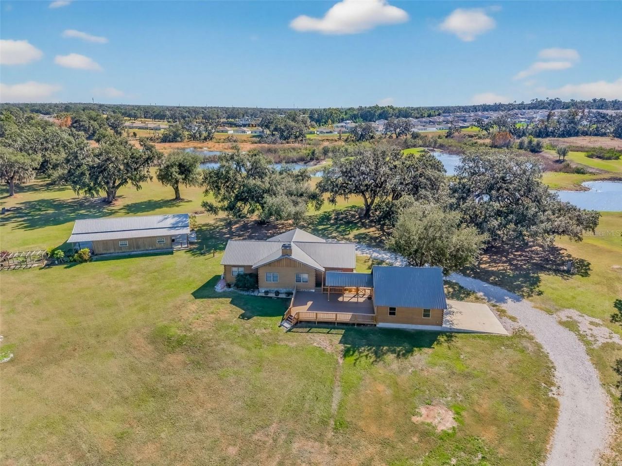 6750 Sutton Oaks Lane, Zephyrhills, FL 33541 Photo